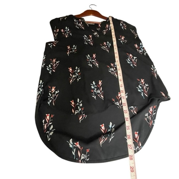 Daniel Rainn Womens Hi-Low Split Neck Blouse Top Size: S Color: Black Flora - Picture 7 of 10